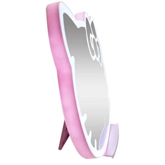 Hello Kitty LED Vanity Mirror - Picture 4 of 4